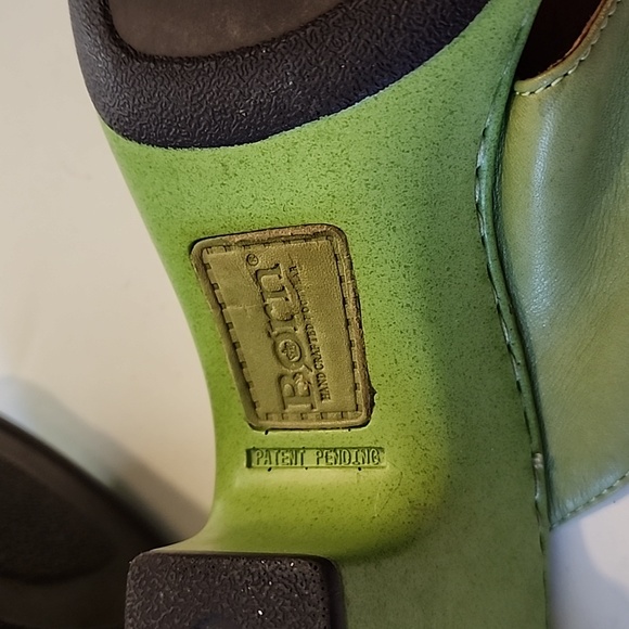 Born apple green leather slip on wedge sandals - Picture 5 of 10